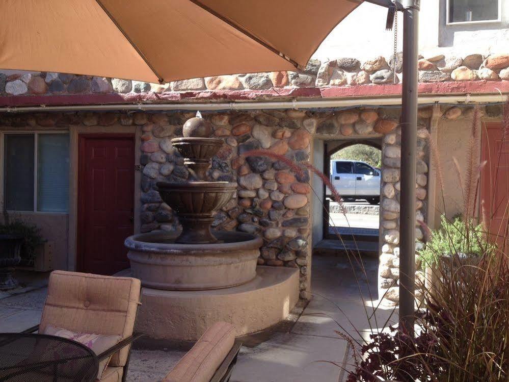 Iron Horse Inn Cottonwood Extérieur photo